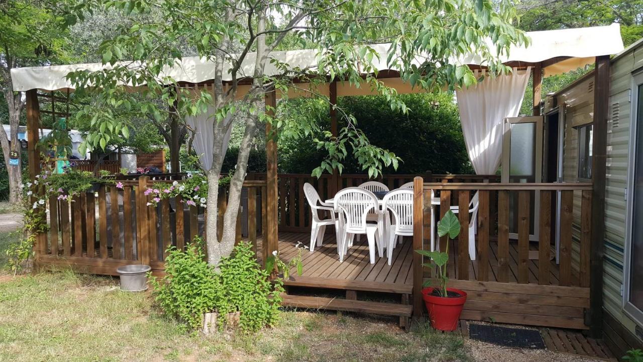 Li Sourso Hotel Опс Екстериор снимка