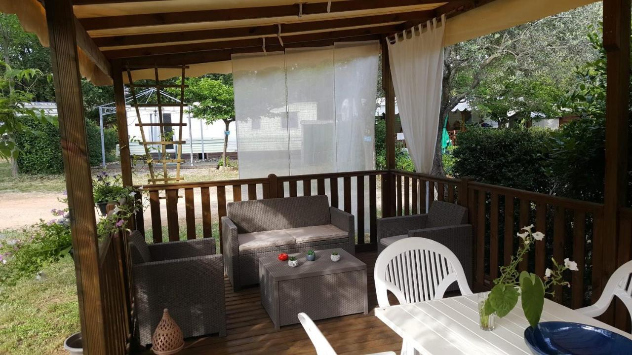 Li Sourso Hotel Опс Екстериор снимка